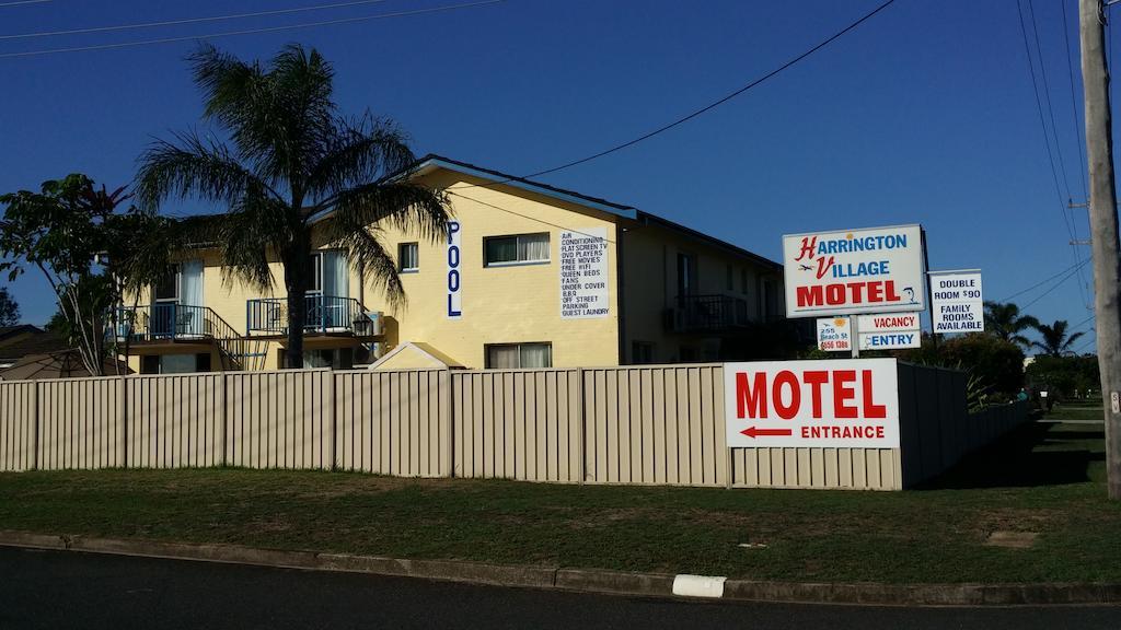 Harrington Village Motel Manning Point Exterior foto